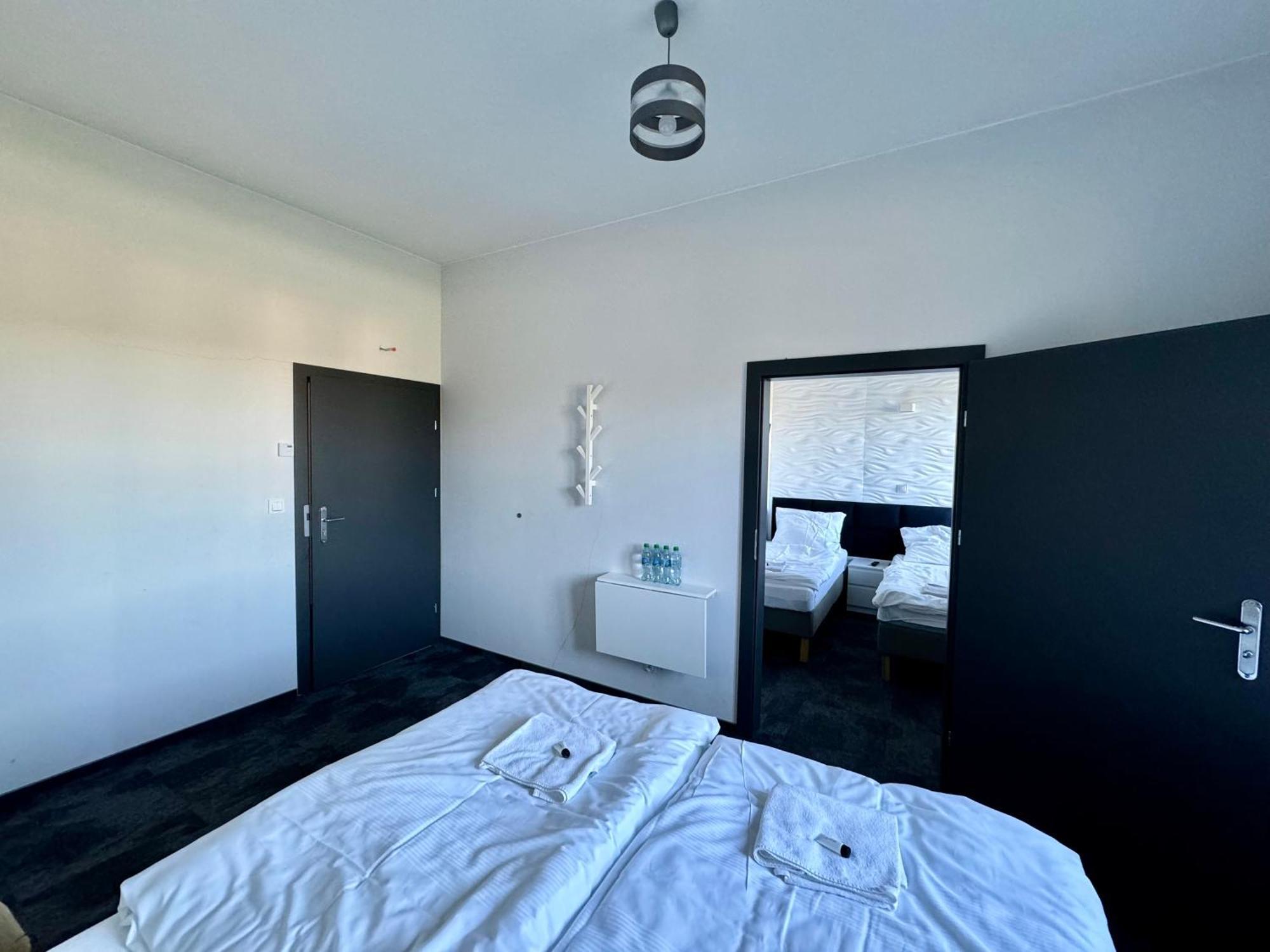 Hotel Lesny Korne Buitenkant foto